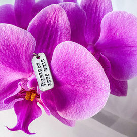 Fit Kolekcja - Oxidised Sterling Silver STRENGTH IS A WOMAN Charm