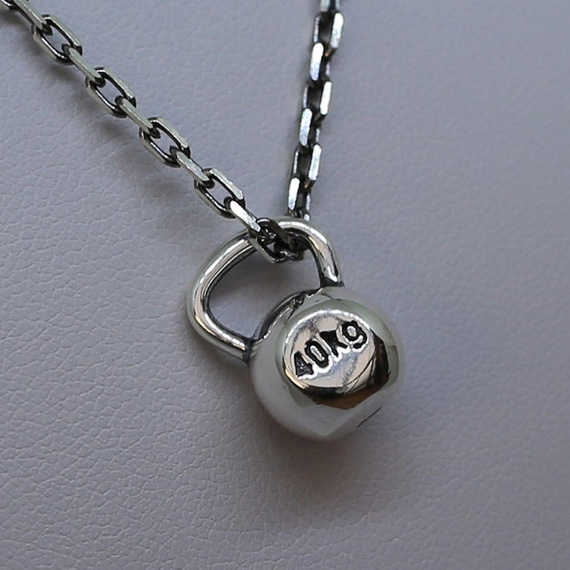 Fit Kolekcja - Zawieszka na łańcuszek srebrny KETTLEBELL 001